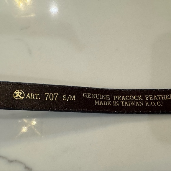 Vintage Peacock Feather Patterned Belt - Picture 5 of 5